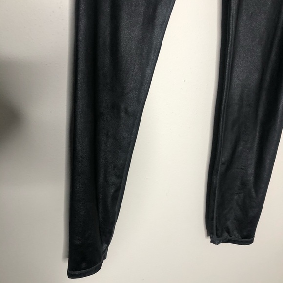 SOLD! Athleta Elation Ultra HighRise Tight Shimmer - Picture 10 of 16